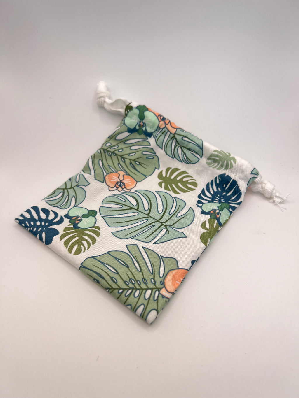 Pochon cadeau en tissu - emballage artisanal